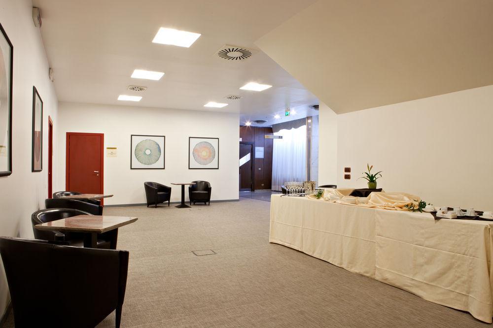 Atahotel Executive Milán Exteriér fotografie
